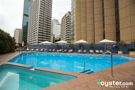 Four Seasons Hotel Sydney Review: What To REALLY Expect If You Stay