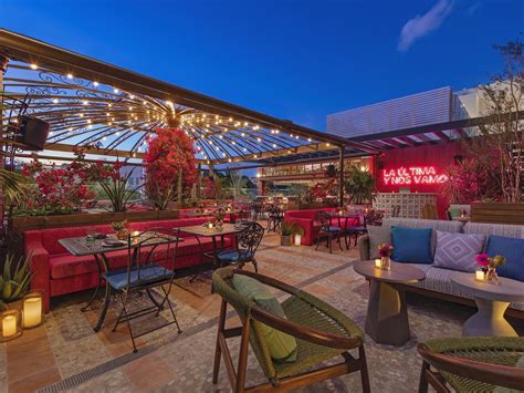 13 Best Rooftop Restaurants in Miami for Dinner With a View