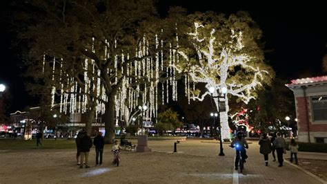 Paso Robles celebrating New Year’s Eve with a giant, 20-foot bonfire ...