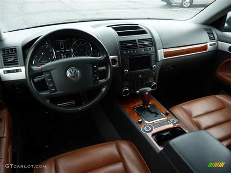 2004 Volkswagen Touareg V8 interior Photo #38725923 | GTCarLot.com