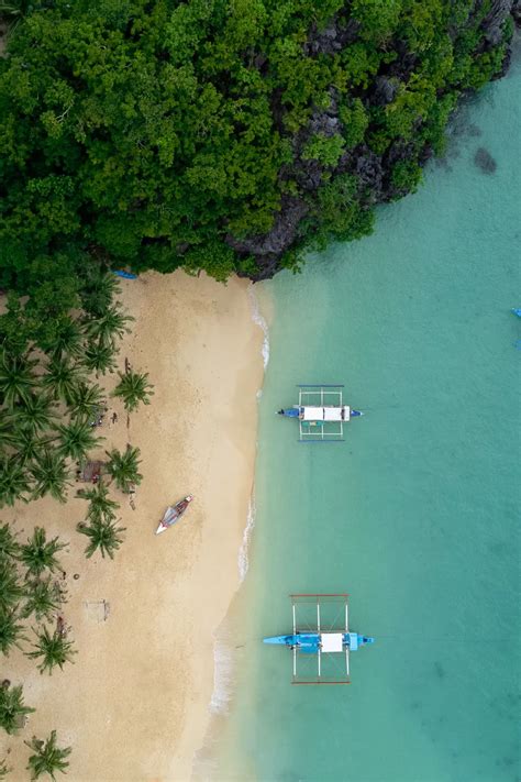 17+ Best Palawan Beaches (A Beach Bum's Guide) - Tara Lets Anywhere