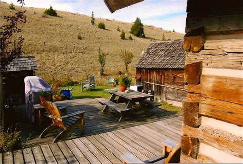 The Homestead - Montana Homestead Cabins