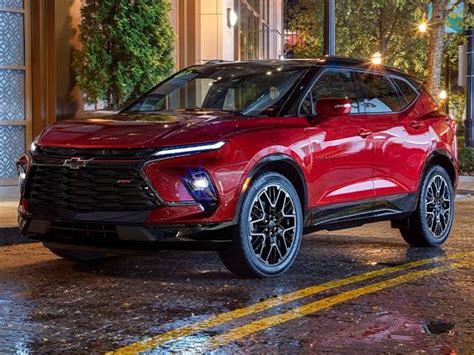 2022 Chevrolet Blazer Reviews, Pricing & Specs | Kelley Blue Book