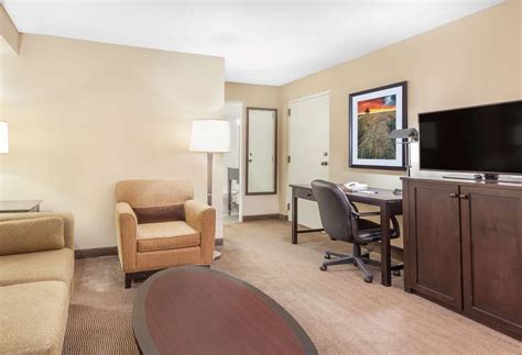 Baymont Inn & Suites Red Deer, AB - See Discounts