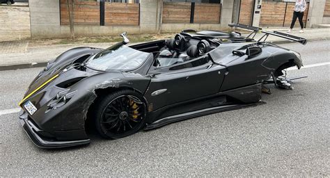 Someone Crashed 1-of-3 $17 Million Pagani Zonda HP Barchetta During ...