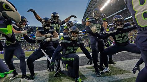 Seahawks announce home-game themes, including date of throwback uniform unveiling