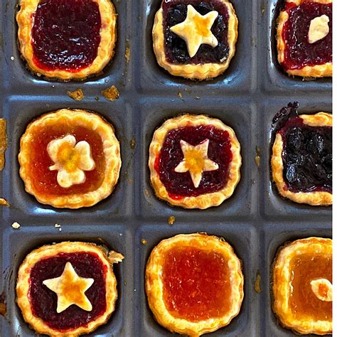 Easy 2-ingredient Jam Tarts for Easter- Farmtojar.com