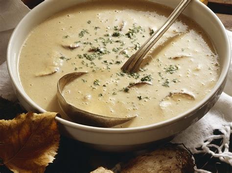 Mushroom bisque Recipe | EatSmarter