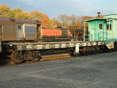 Fallen Flags | Let's play a game, "How many fallen flag rail… | Flickr