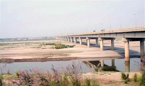 A view of dry beds of the Chenab River near head of Muhammad Wala