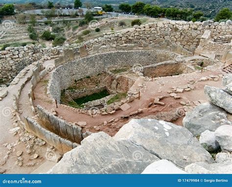 Mycenaean Palace Ruins Stock Images - Image: 17479984