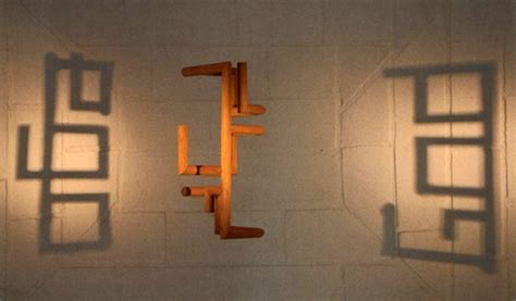 Amazing Shadow Art – Shadow Sculptures – Design Swan