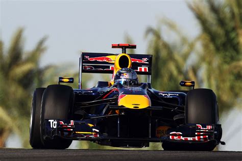 Sebastian Vettel-Red Bull RB6-Bahrain-2010 [2800x1867] : F1Porn