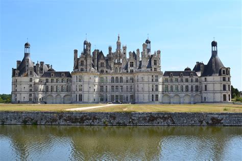 Free Images : architecture, building, palace, france, landmark, renaissance, moat, loire valley ...