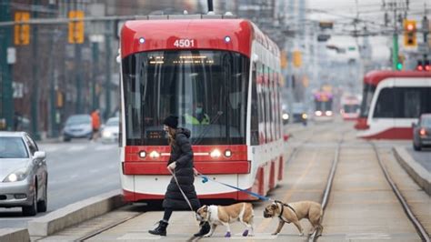 Toronto announces 8 more mass vaccination sites as city sees 440 new ...