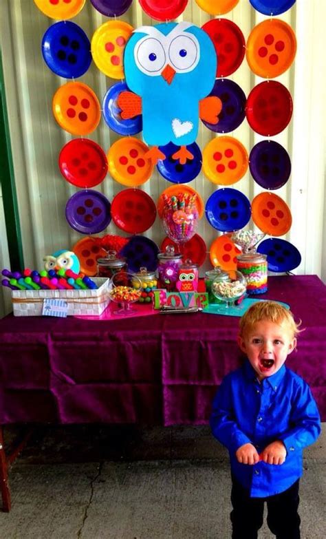 Giggle and hoot candy buffet The backdrop of buttons is cool | Boy ...