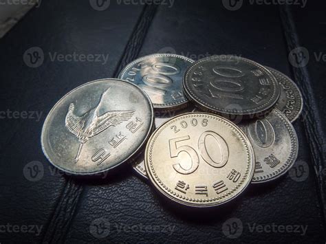 KOREAN COIN KOREA MONEY, CURRENCY, CONCEPT, BUSINESS 6192201 Stock ...