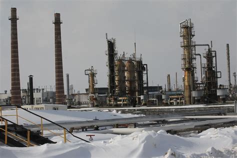 Western Oil Companies, Facing New Demands, Find It Easier To Exit Russia