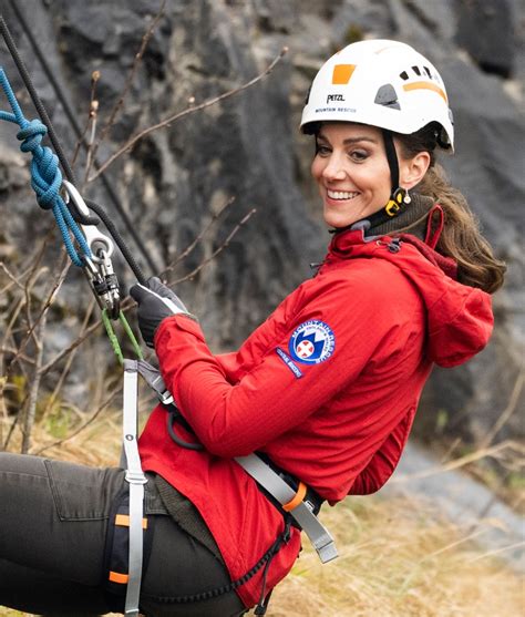 Kate Middleton Brings Back Long Ponytail for Sporty Outing