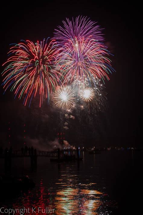 Photos: Fireworks dazzle over Western Washington on Independence Day | KOMO