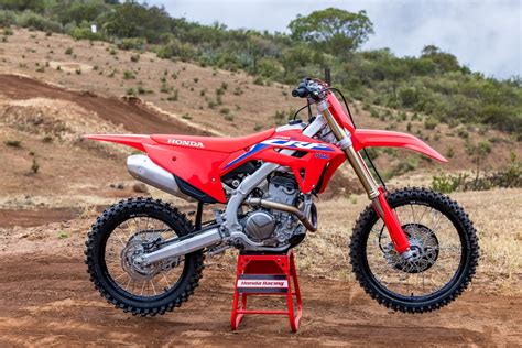 Honda : Die CRF250R führt das CRF Familien-Update im Modelljahr 2022 ein | Motorradreporter