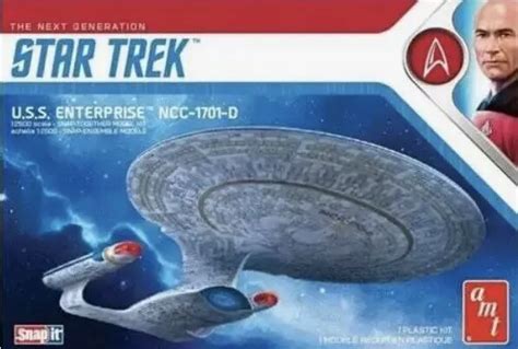 AMT1126 STAR TREK USS Enterprise NCC-1701-D 1/2500 SnapFit Model Kit ...