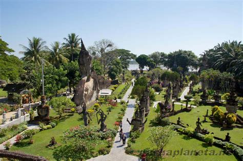 Buddha Park in Vientiane, how to visit it, opening hours, cost, how to ...