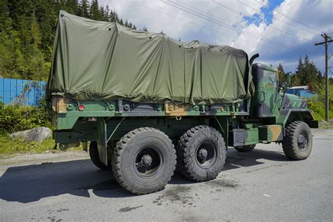 6×6 Military Truck – Picture Cars West