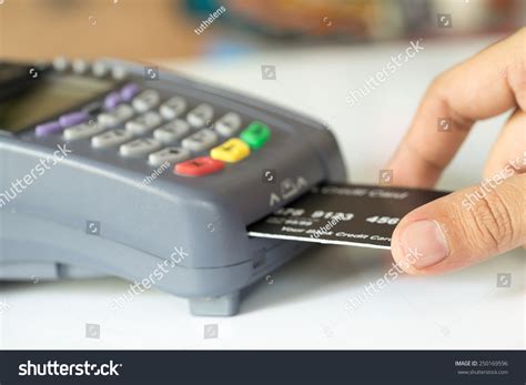 7,101 Debit Chip Reader Images, Stock Photos & Vectors | Shutterstock