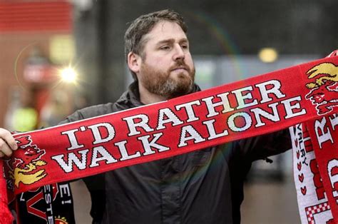 Why Man United fans need to be more like Liverpool fans