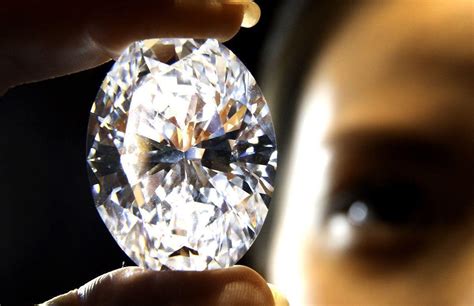 Flawless diamonds up for auction - Arabianbusiness