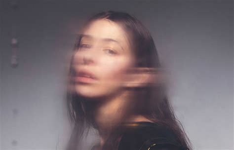 Caroline Polachek reinvents a Corrs smash with her “Breathless” cover | The FADER