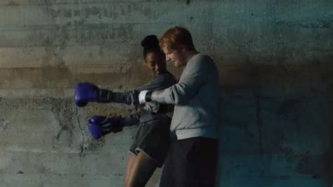 Videoclip: Ed Sheeran - Shape of You