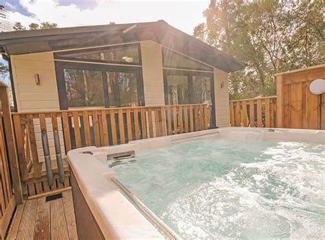 Lilliardsedge Holiday Park in Jedburgh, Scotland, with hot tubs