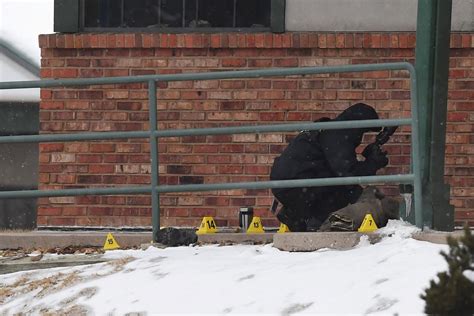 Man's body found outside northern Colorado Springs shopping center ...