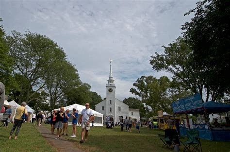 Visit the South Shore Art Center’s 67th annual Arts Festival