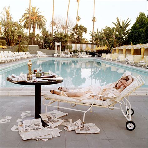 Terry O'Neill - Faye Dunaway Oscar (co-signed) at 1stDibs