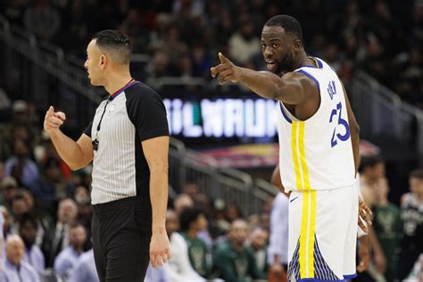 Draymond Green gets a Milwaukee Bucks fan ejected from the game - Sports Illustrated Milwaukee ...