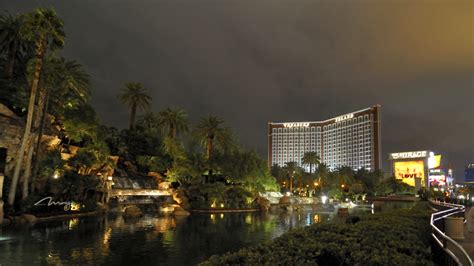 Treasure Island hotel and casino in Las Vegas for $53 - The Travel ...