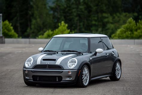 No Reserve: 2002 Mini Cooper S 6-Speed for sale on BaT Auctions - sold ...