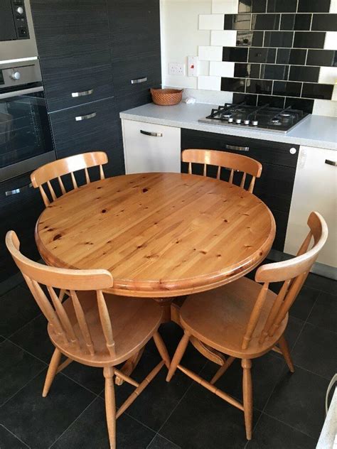 Round solid pine kitchen table and four chairs | in Barton-upon-Humber ...