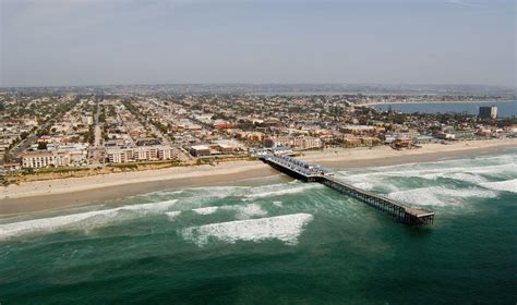 Piers in San Diego - California Beaches