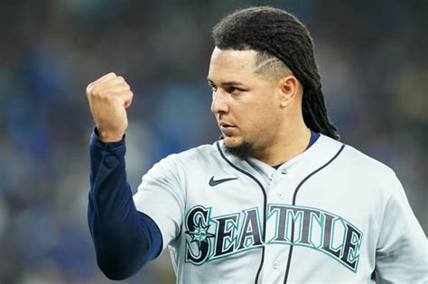 Seattle Mariners pitcher Luis Castillo : r/Justfuckmyshitup