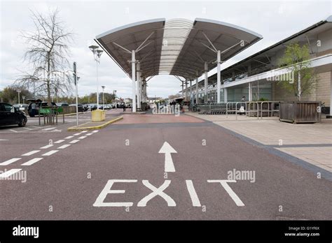 Waitrose supermarket in cheltenham gloucestershire hi-res stock ...