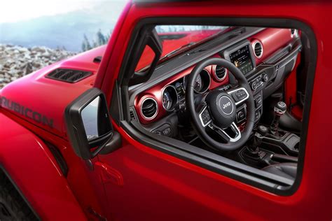 2018 Jeep Wrangler Interior Revealed Ahead Of LA Debut [w/Video] | Carscoops