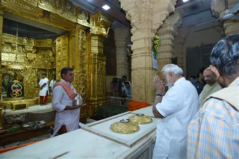 Somnath Temple, Gujarat - History, Architecture, Places to Visit