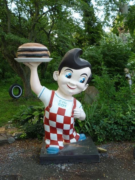 Vintage Bob’s Big Boy Statue « Obnoxious Antiques