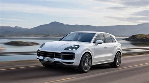 2023 Porsche Cayenne: Choosing the Right Trim - Autotrader