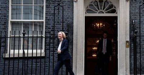 UK's Liz Truss to next PM Rishi Sunak: 'You have my full support' | Reuters