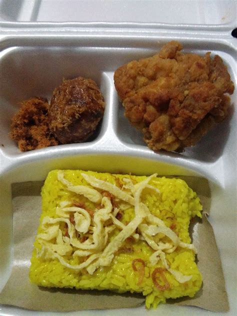 Nasi Kotak Sederhana